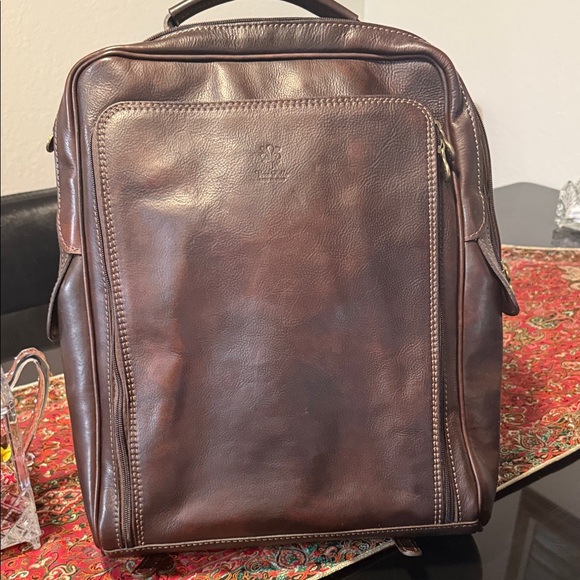 Elegant Brown Leather Men's Backpack